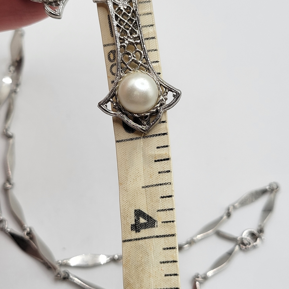 VTG Sarah Coventry Cross Pendant Necklace | Faux Pearl, Purple, Silver | SIGNED - Picture 5 of 8